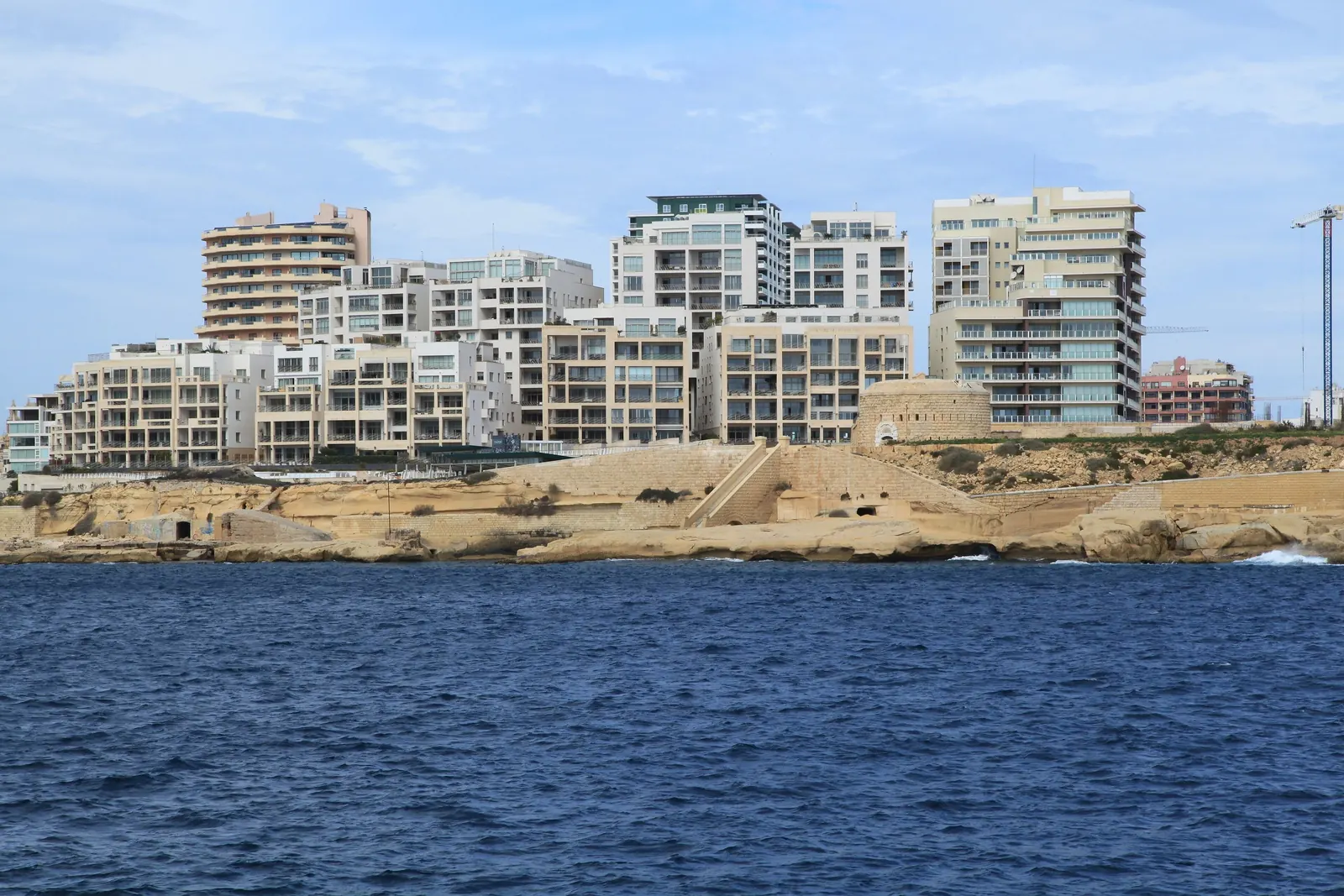 Fort Tigné and the new Tigné Point apartments