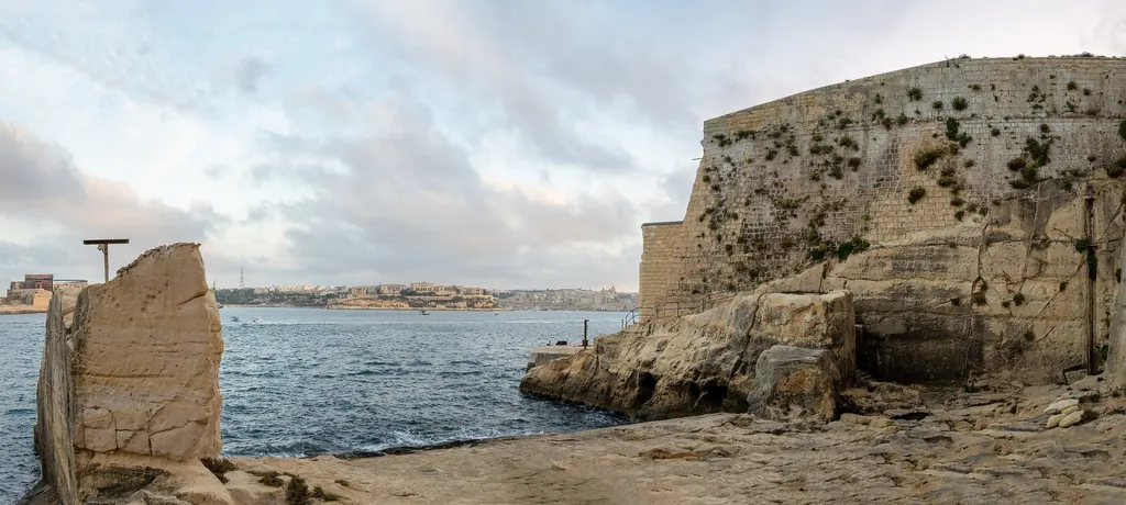 The Valletta cliff walk