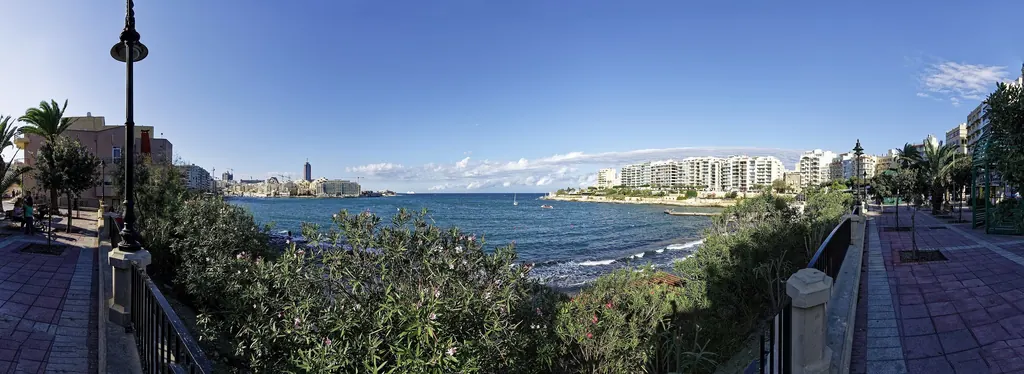 Exiles Bay on the Sliema seafront