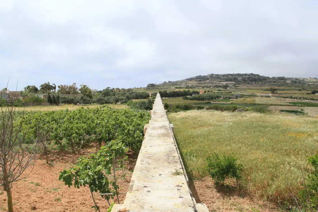 A British-era aqueduct on the road to Għar Lapsi, near Żebbuġ