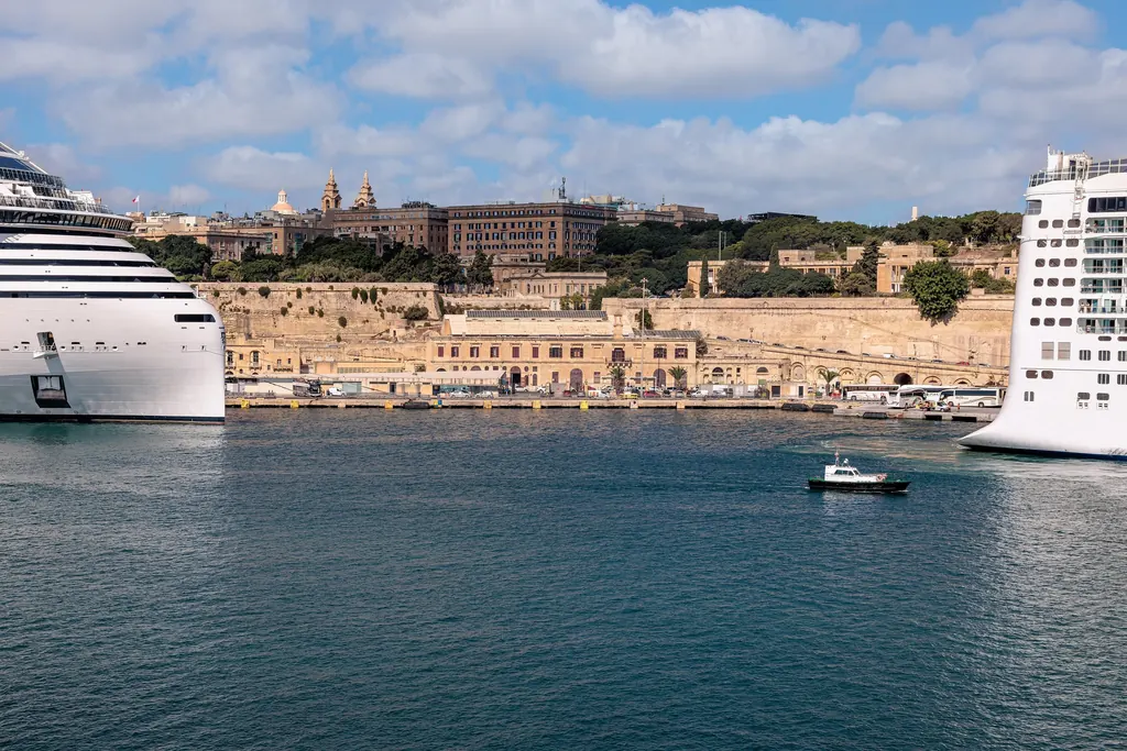 The Valletta waterfront between cruise ships