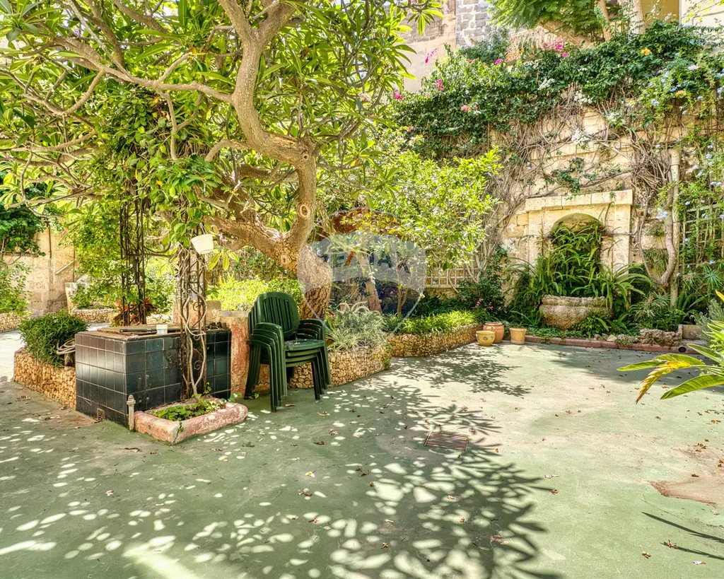 Townhouse in St Julian’s, St Julian’s